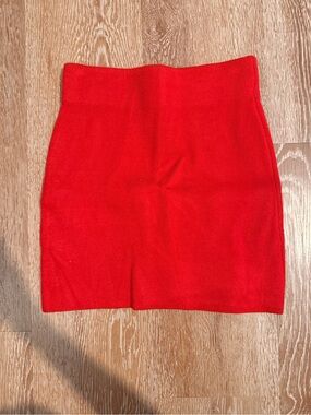 Mango bodycon tight mini skirt
XXS true to size